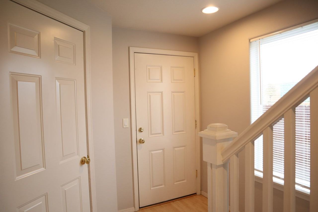 13920 Ne 7th Ct - Photo 4 of 32