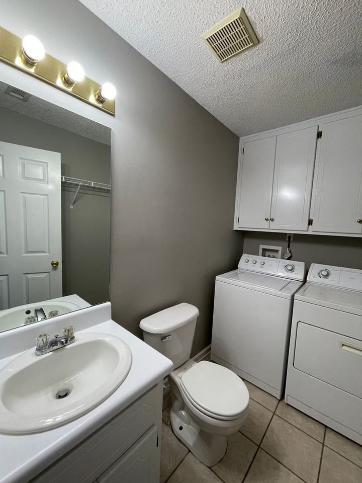 114 Woodmere Dr ##Llc - Photo 3 of 23