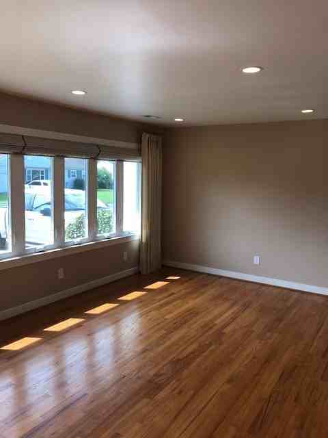 8521 Millard St - Photo 2 of 18