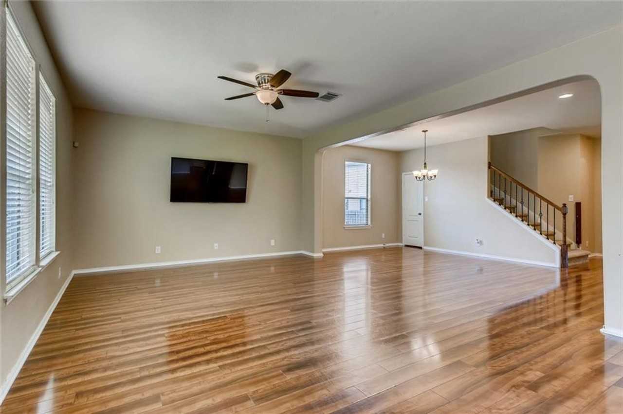 169 Pomegranate Cv - Photo 4 of 13