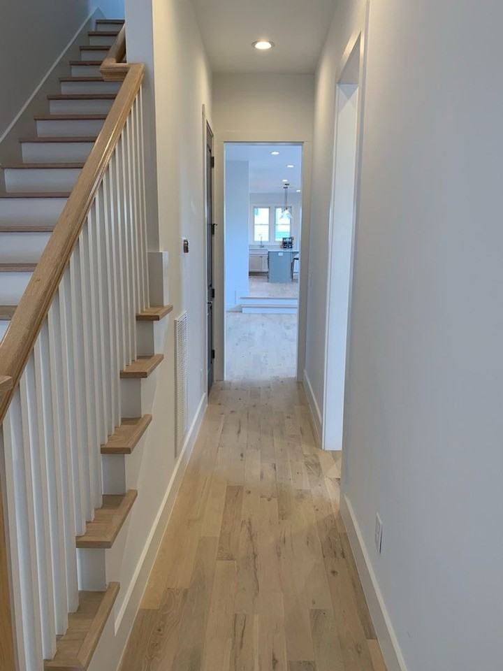 523 Fatherland St - Photo 4 of 27