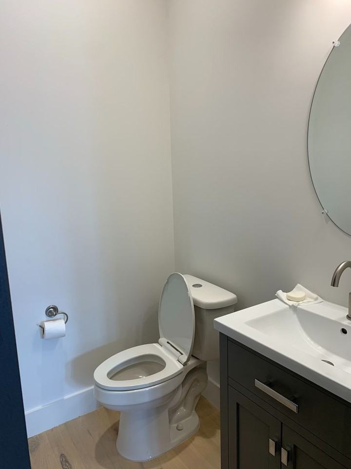 523 Fatherland St - Photo 5 of 27