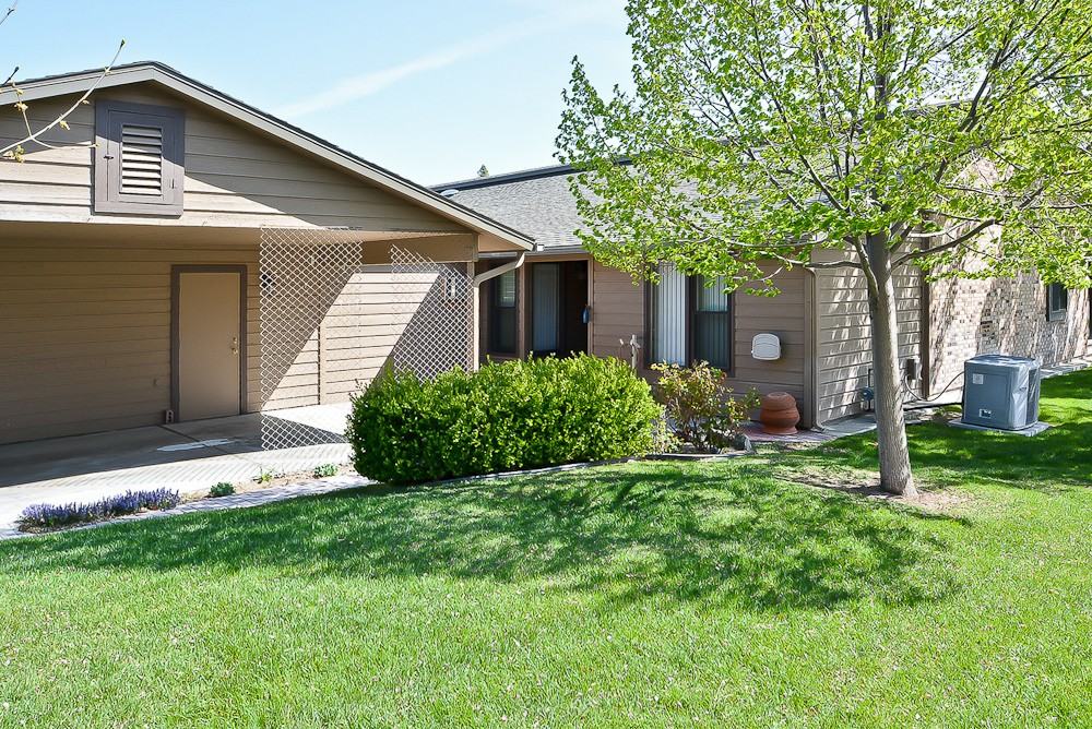 2988 S Owyhee St - Photo 3 of 19