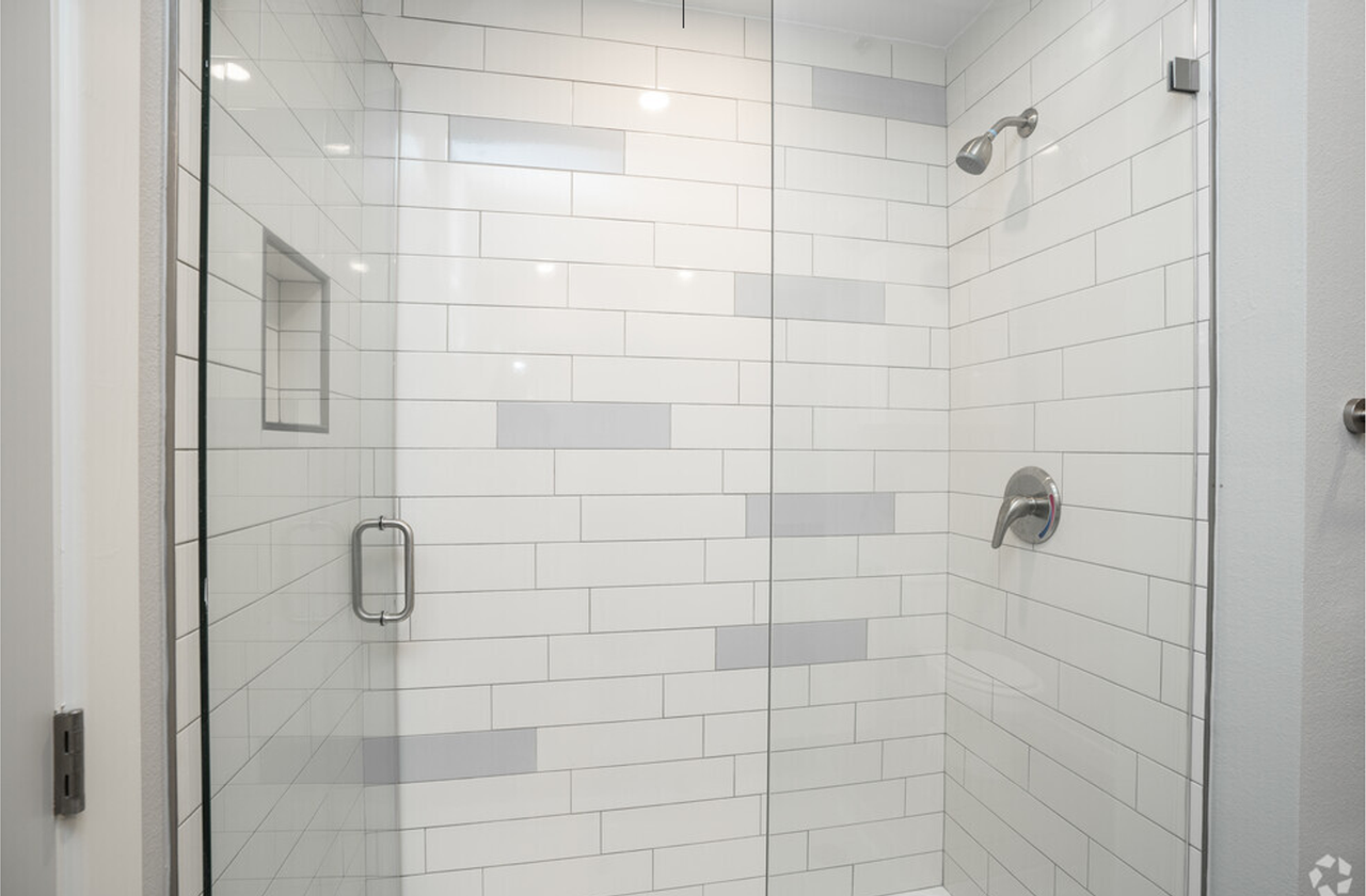 615 Dallas Ave. - Photo 6 of 16