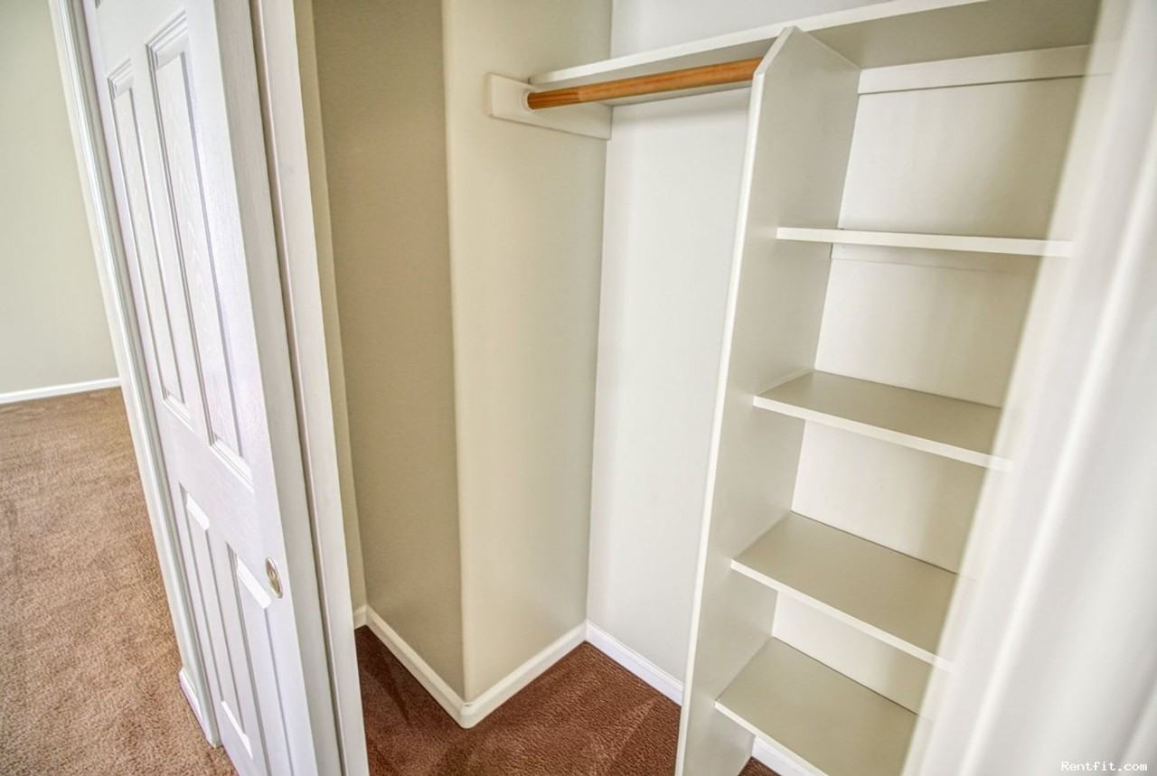 149 - Nagem Properties LLC - Photo 3 of 7