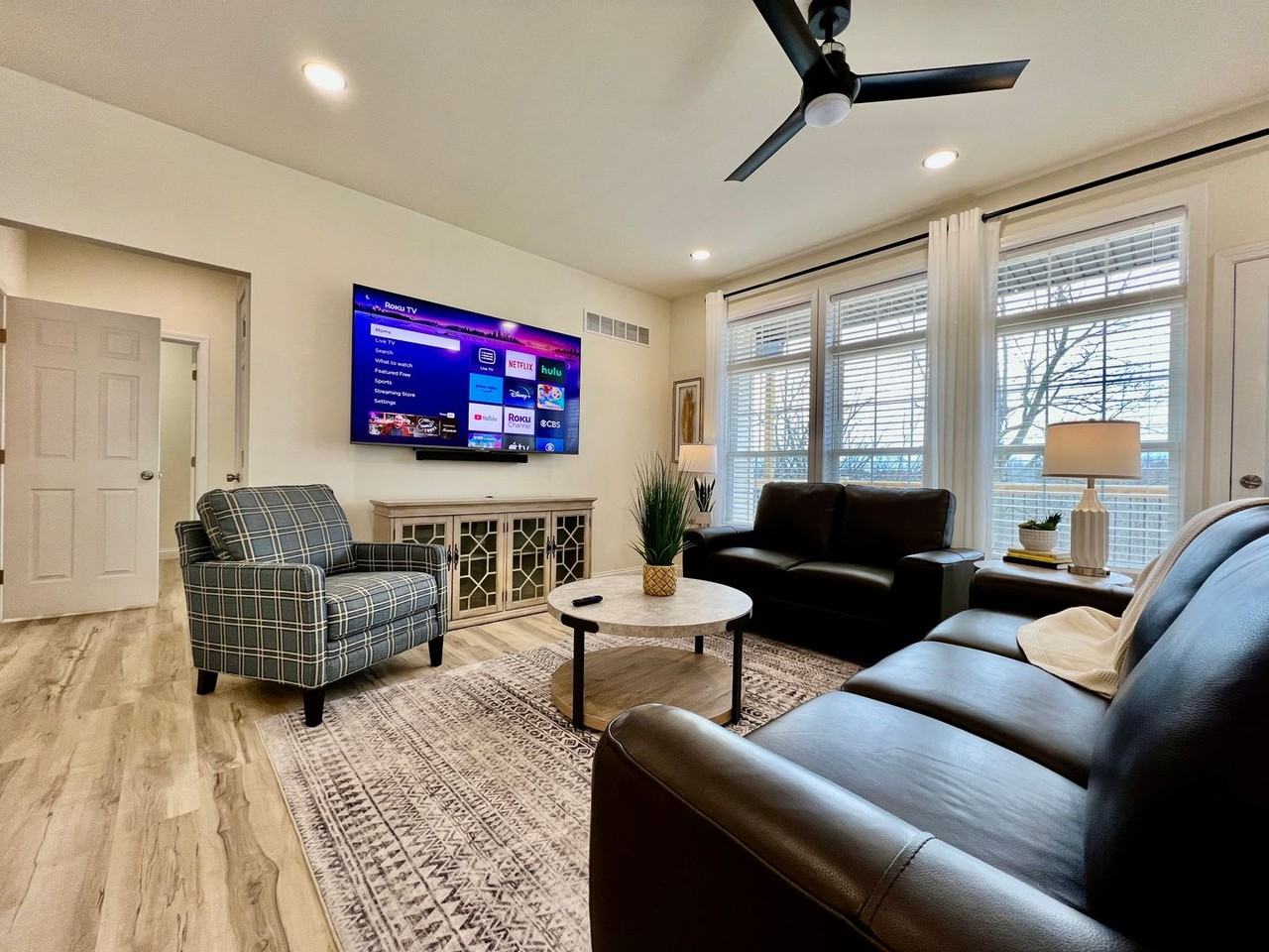 7973 2nd St - Photo 2 of 36