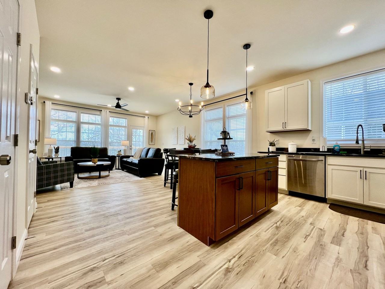 7973 2nd St - Photo 4 of 36