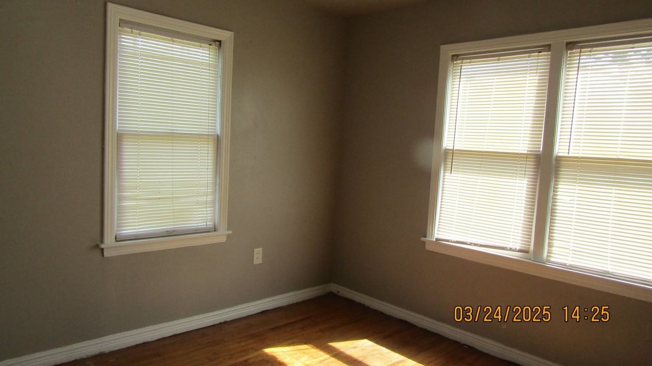 712 Sw Roosevelt Ave - Photo 6 of 13