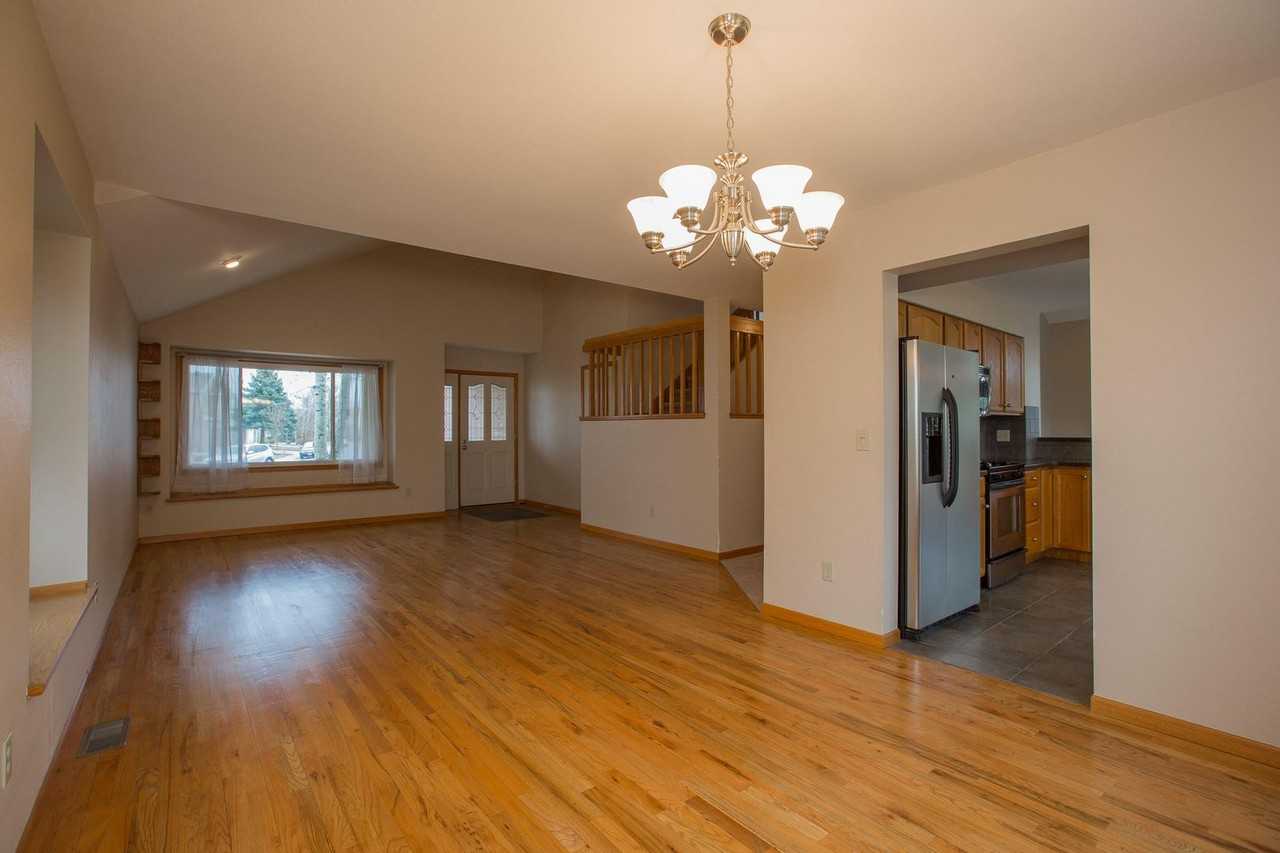 4405 Monte Carlo Dr - Photo 3 of 14