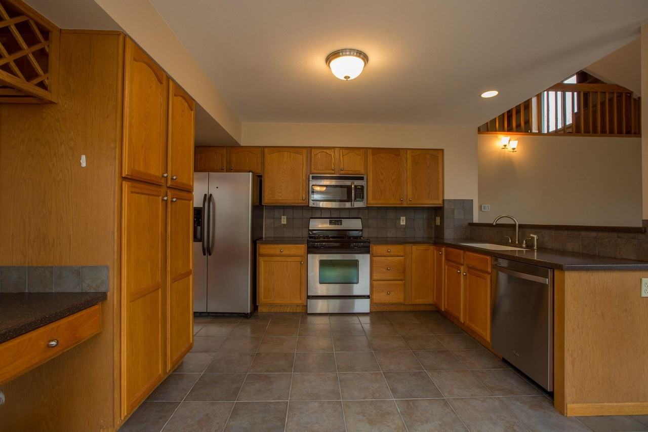 4405 Monte Carlo Dr - Photo 4 of 14