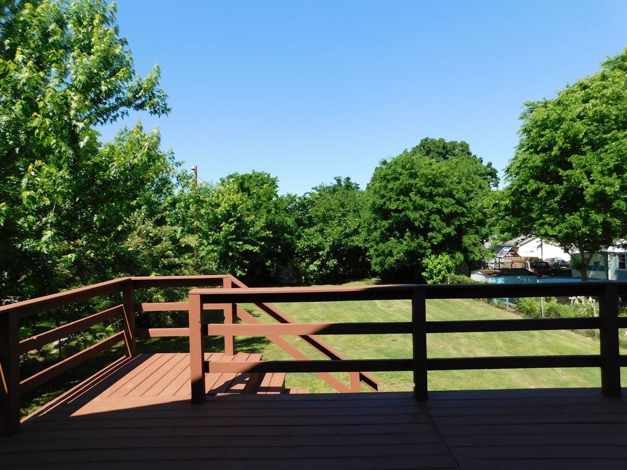1604 Bluff Ave - Photo 6 of 9