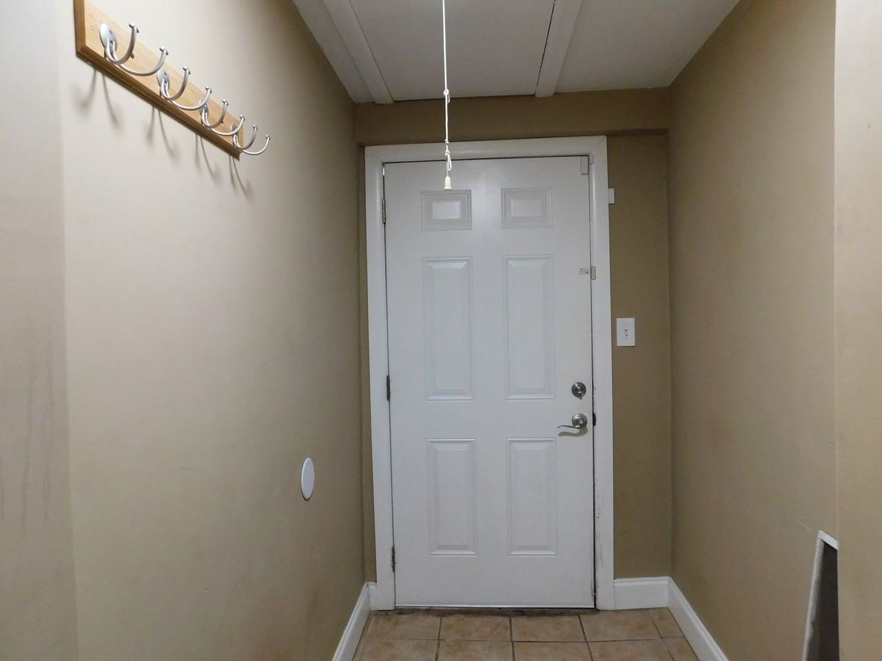 1604 Bluff Ave - Photo 7 of 9