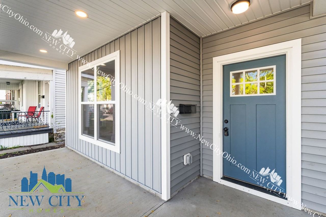 72 Hayden Ave - Photo 4 of 43