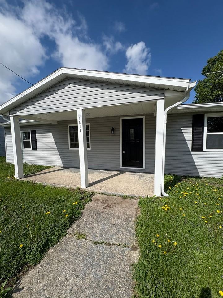 1511 17th St - Photo 2 of 24