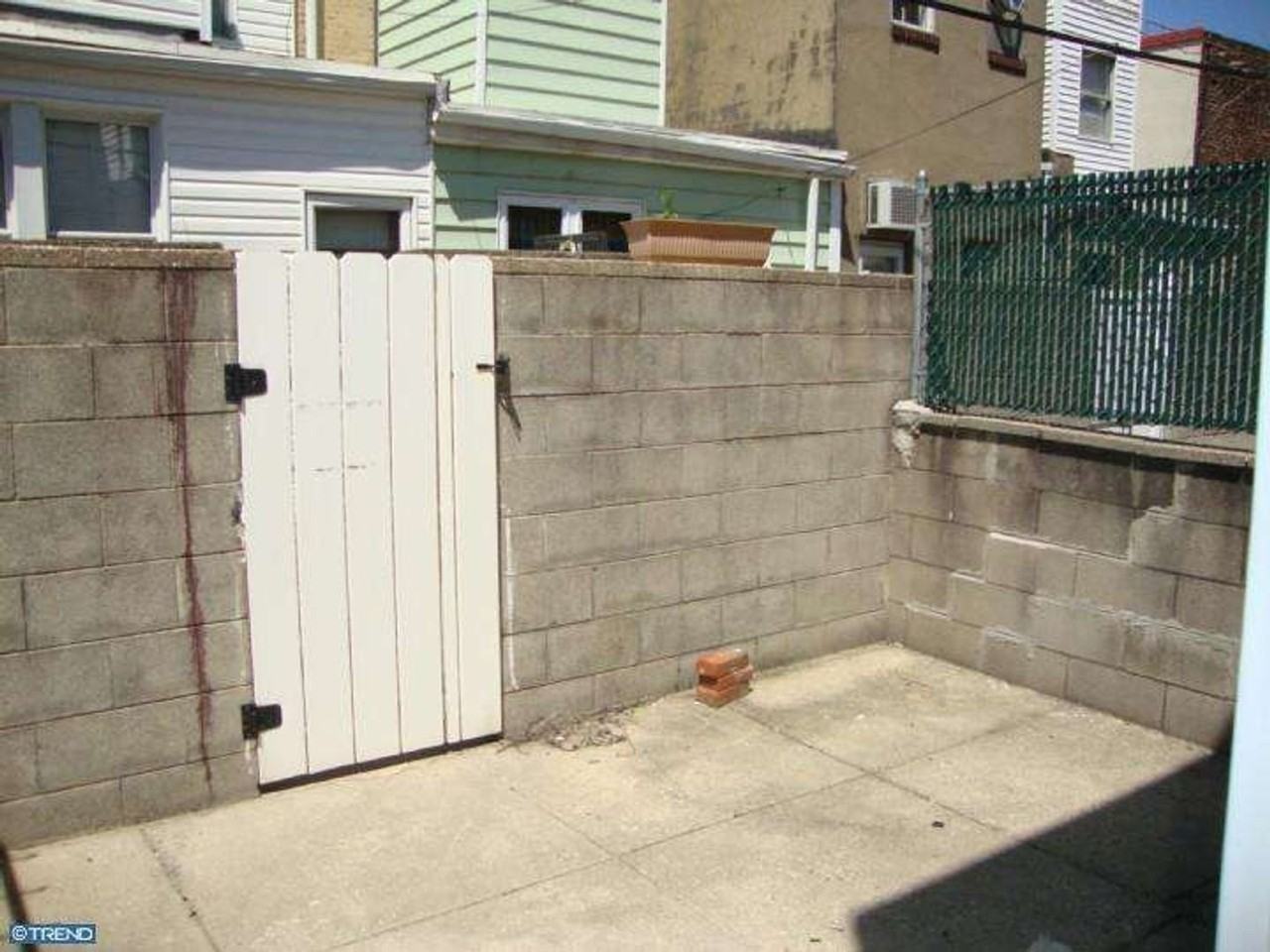 2216 S Colorado St - Photo 5 of 15