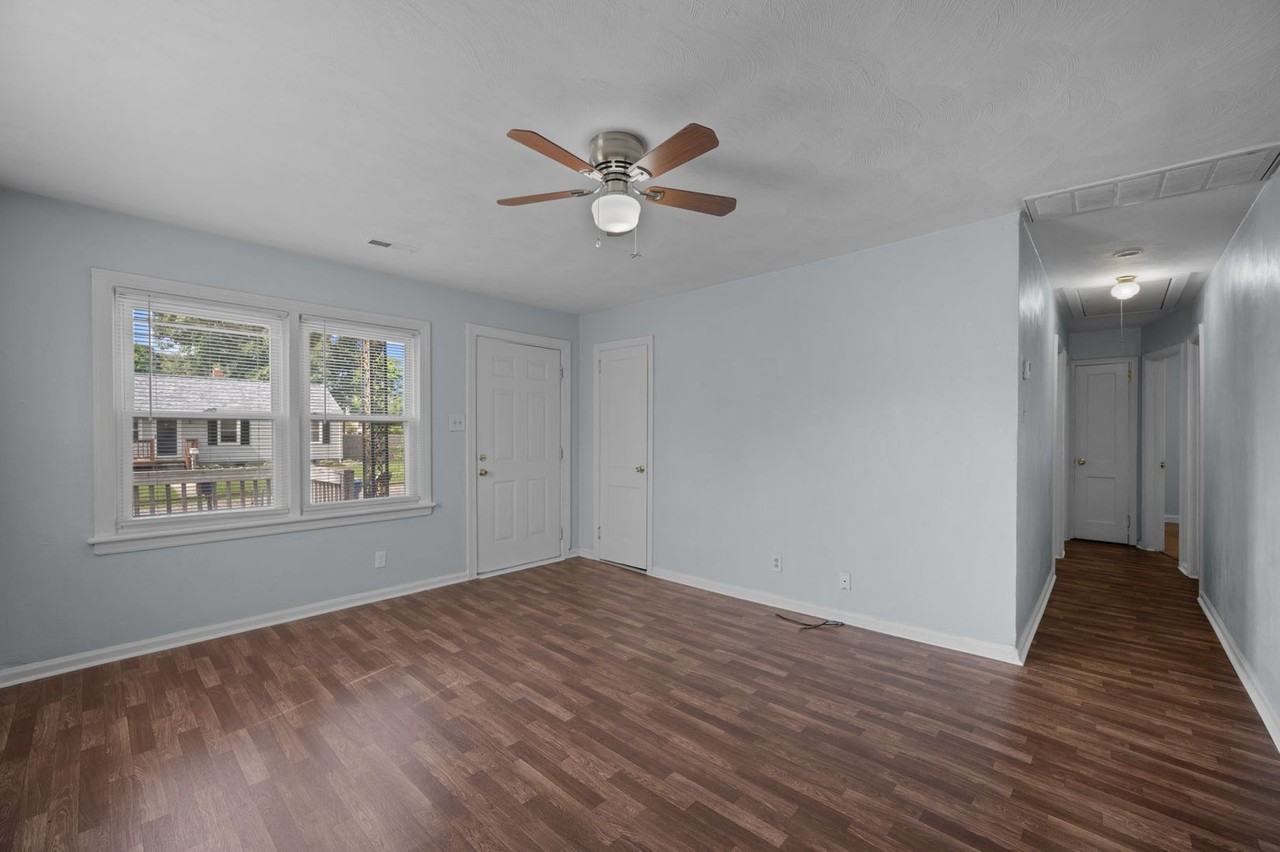 2932 Mars St - Photo 6 of 24