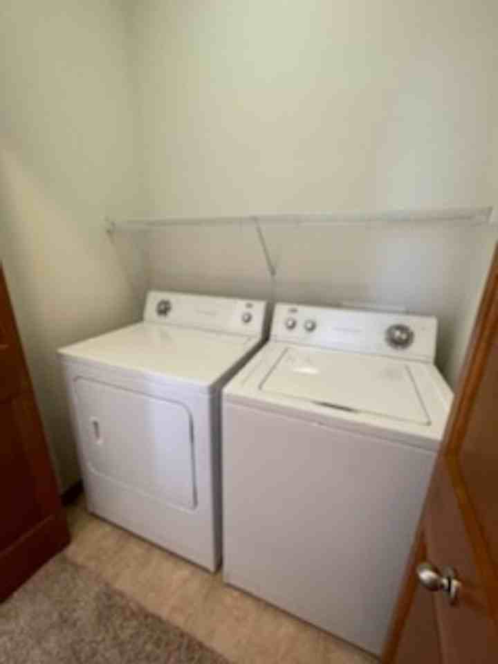 2519 Sandhutton Ave - Photo 5 of 11