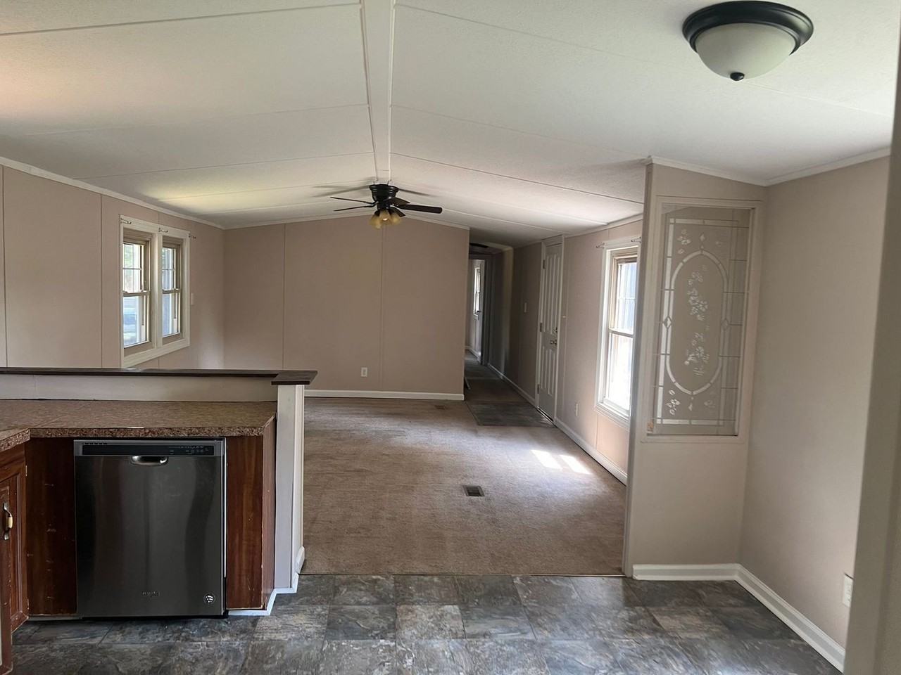 132 Orchard Rd - Photo 2 of 9