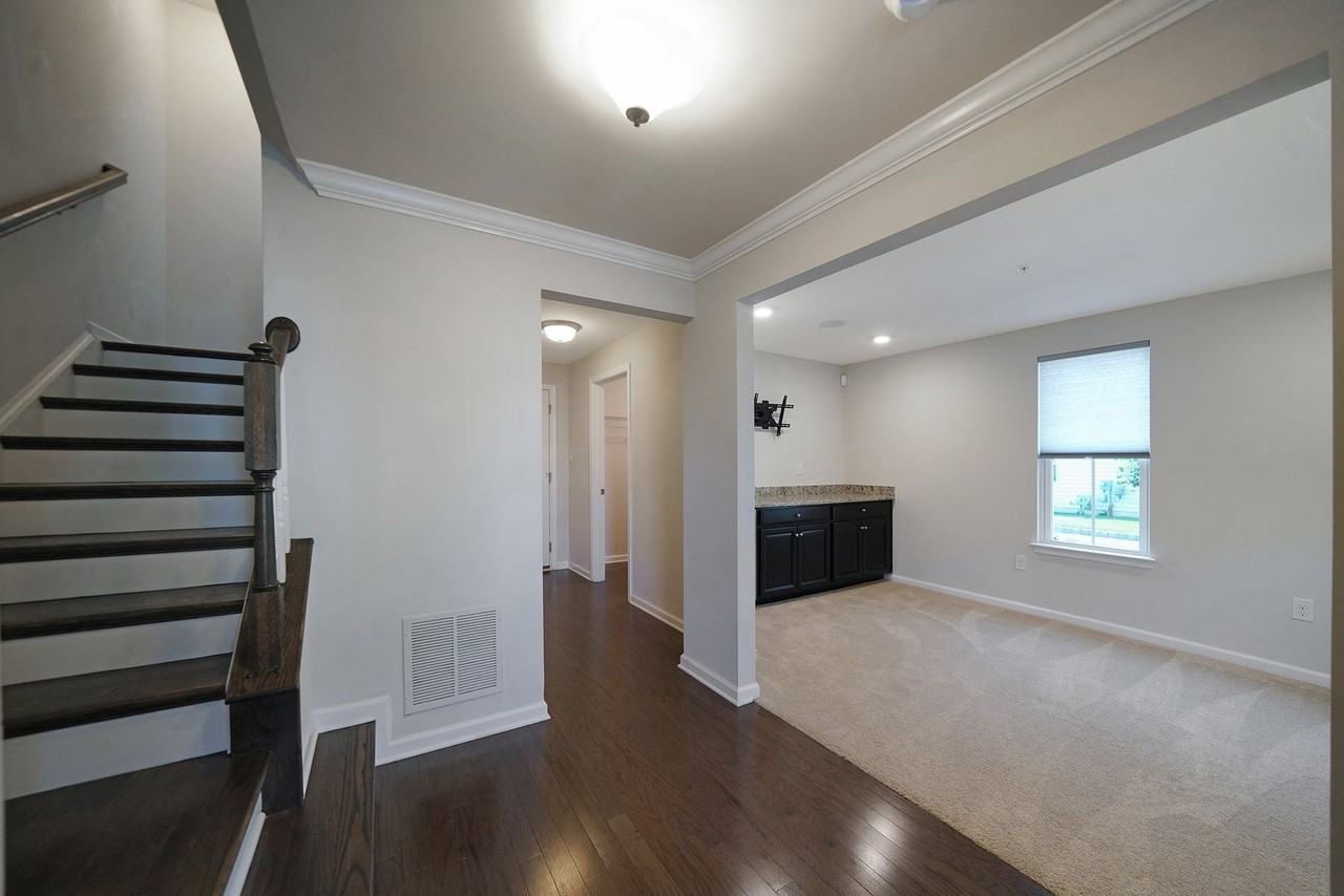 227 Quarry Point Rd - Photo 3 of 35