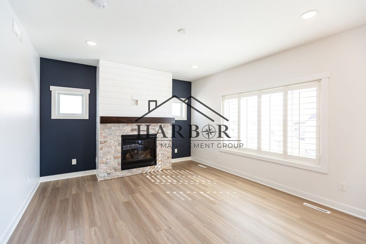 4144 Genevieve Ln Nw - Photo 6 of 38