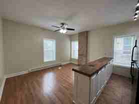 Thomas 6733 - Photo 1 of 1