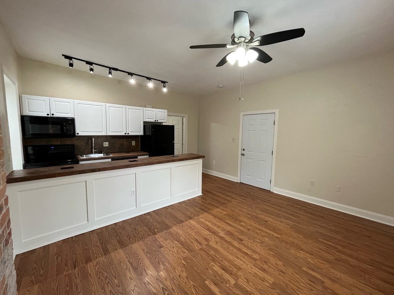 Thomas 6733 - Photo 4 of 17