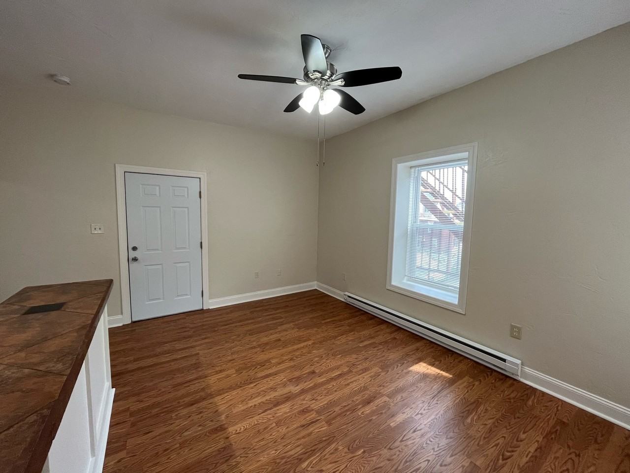 Thomas 6733 - Photo 5 of 17