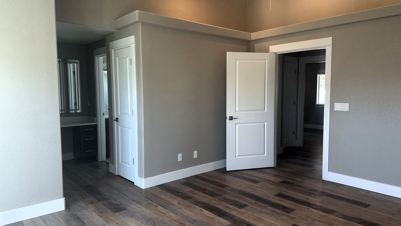 147 Summerwood Ct - Photo 6 of 17