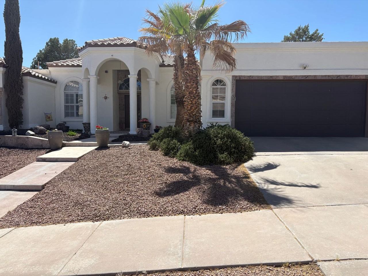 1009 Sun Ridge Dr - Photo 3 of 38