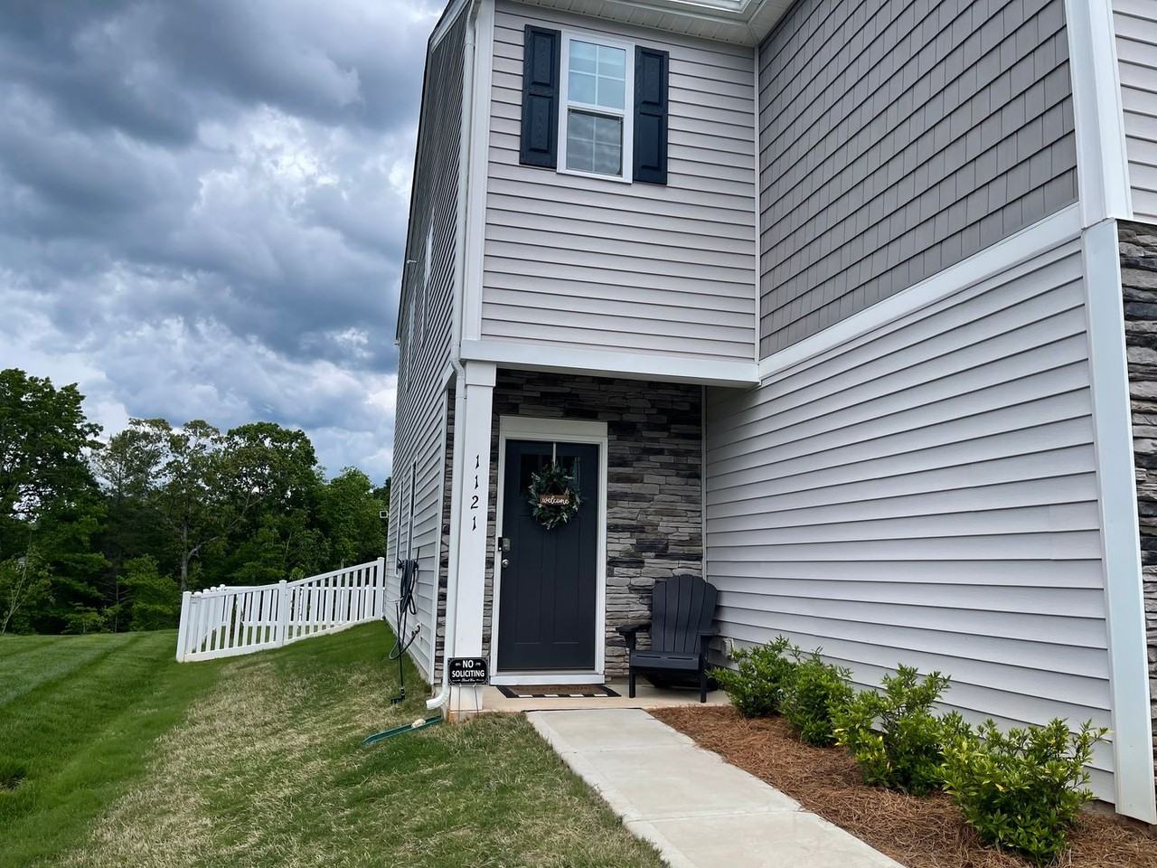 1121 37th Avenue Ln Ne - Photo 2 of 50