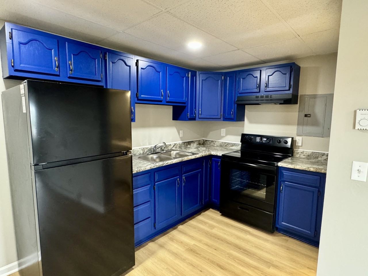 1109 South Main Street - Photo 2 of 8