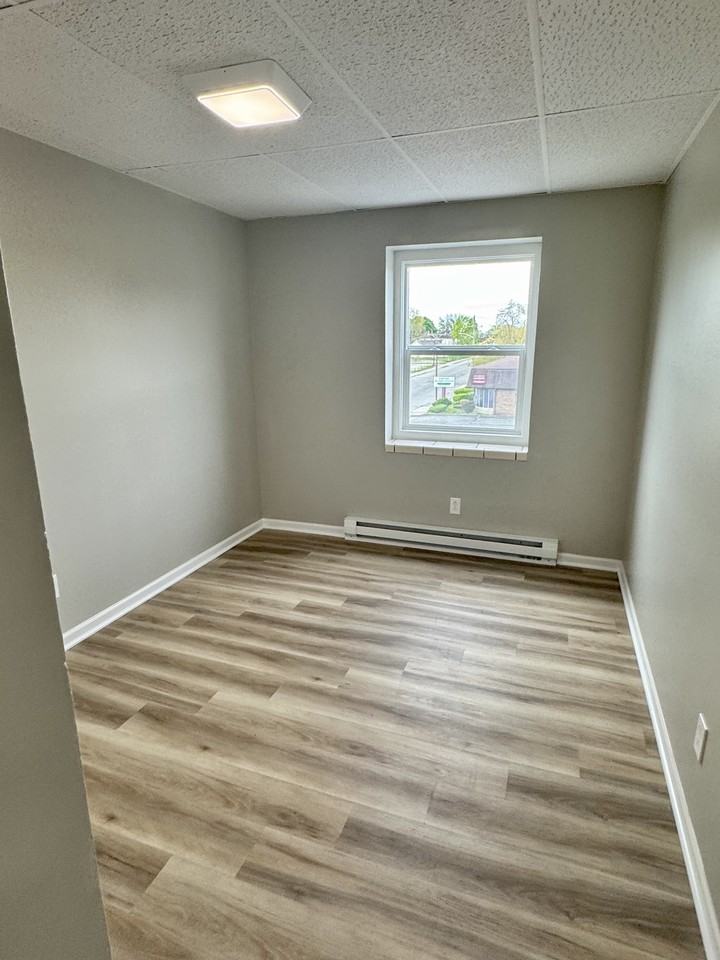 1109 South Main Street - Photo 3 of 8