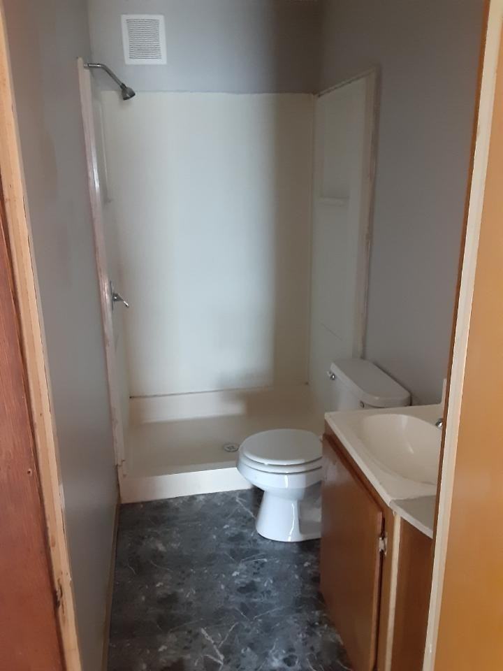 1320 1st Ave NW - Photo 4 of 40