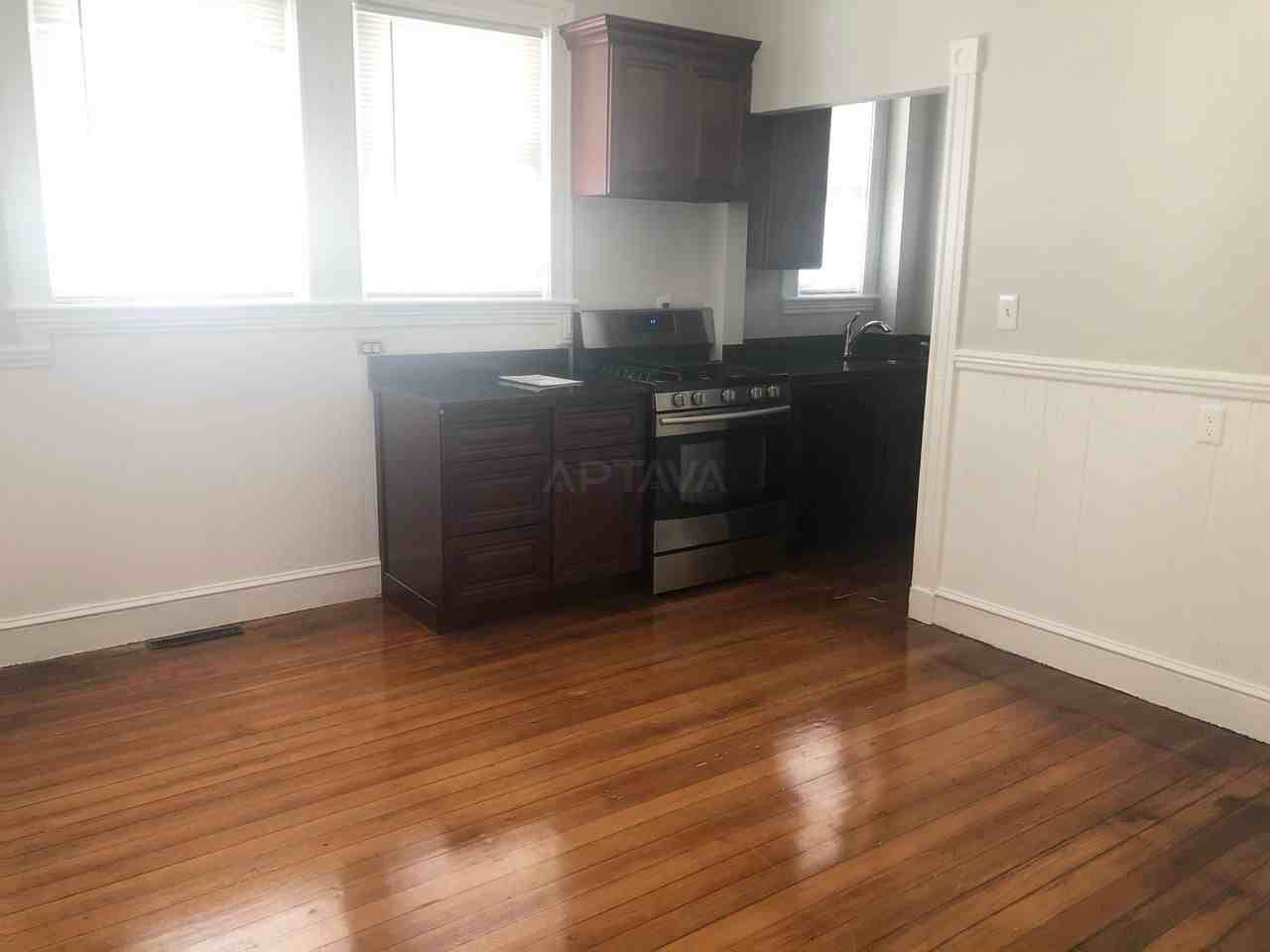 12 Lincoln Ave #1 - Photo 7 of 8