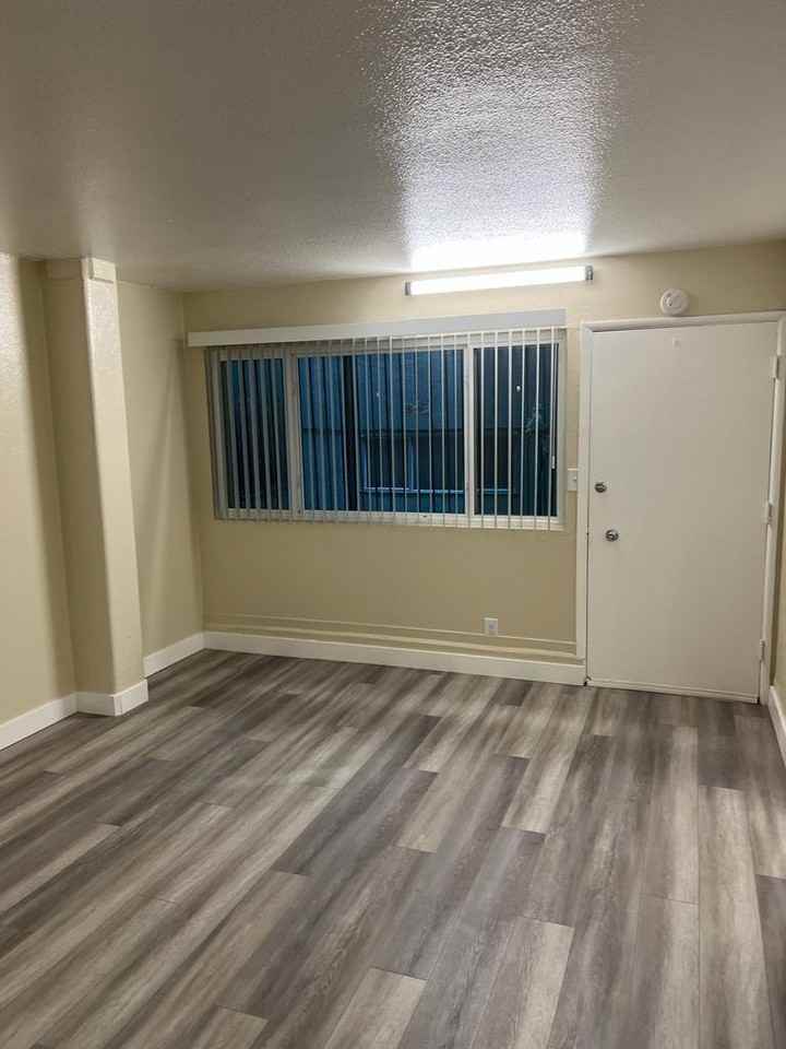 1931 Dwight Way - Photo 2 of 15