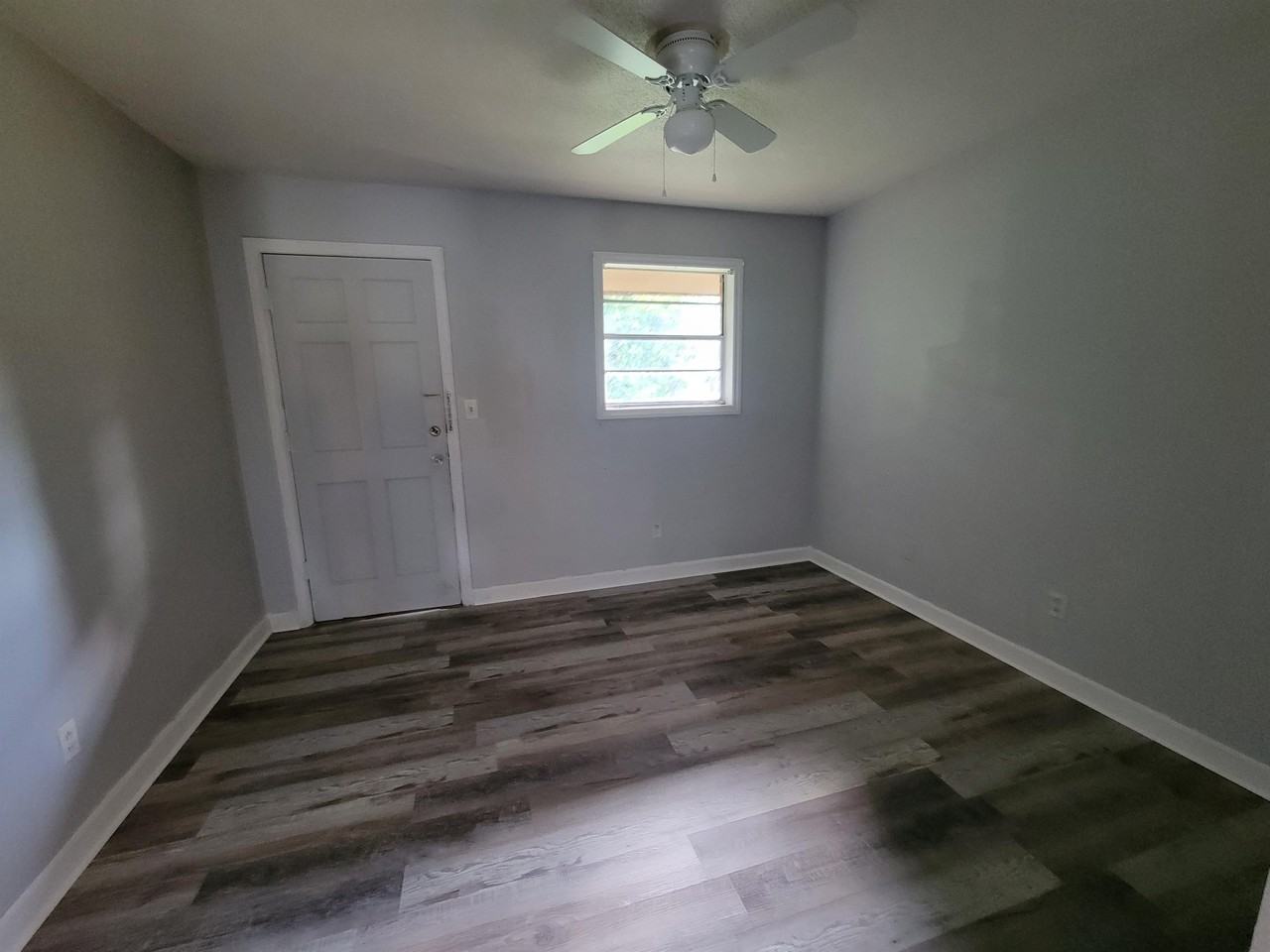 Sprague Garden Apartments - Photo 7 of 8