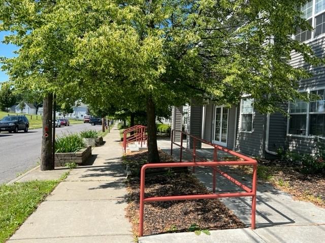 104 Lewis St - Photo 2 of 24