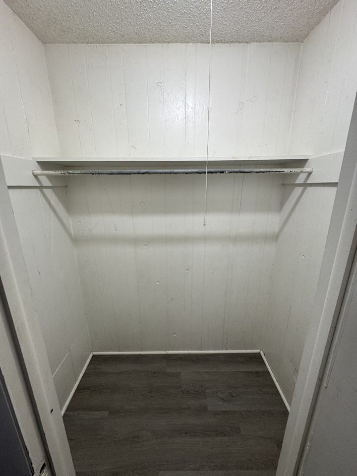 Heather Apartments - Photo 3 of 12