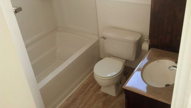 921 Howard Ave - Photo 4 of 6