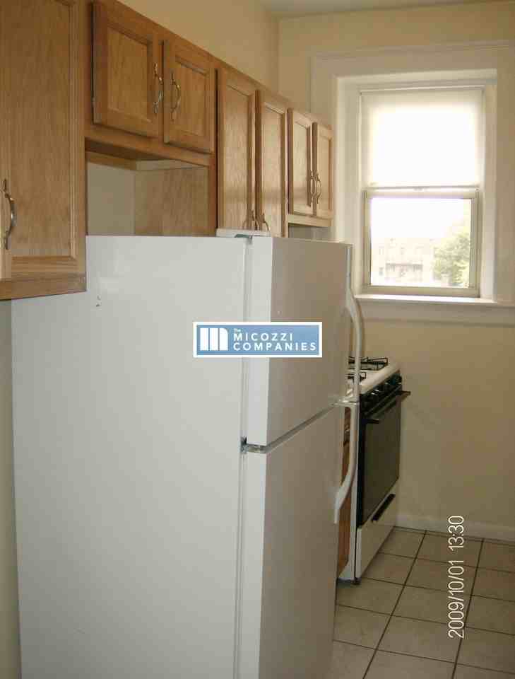 46 Elm St #6 - Photo 2 of 14