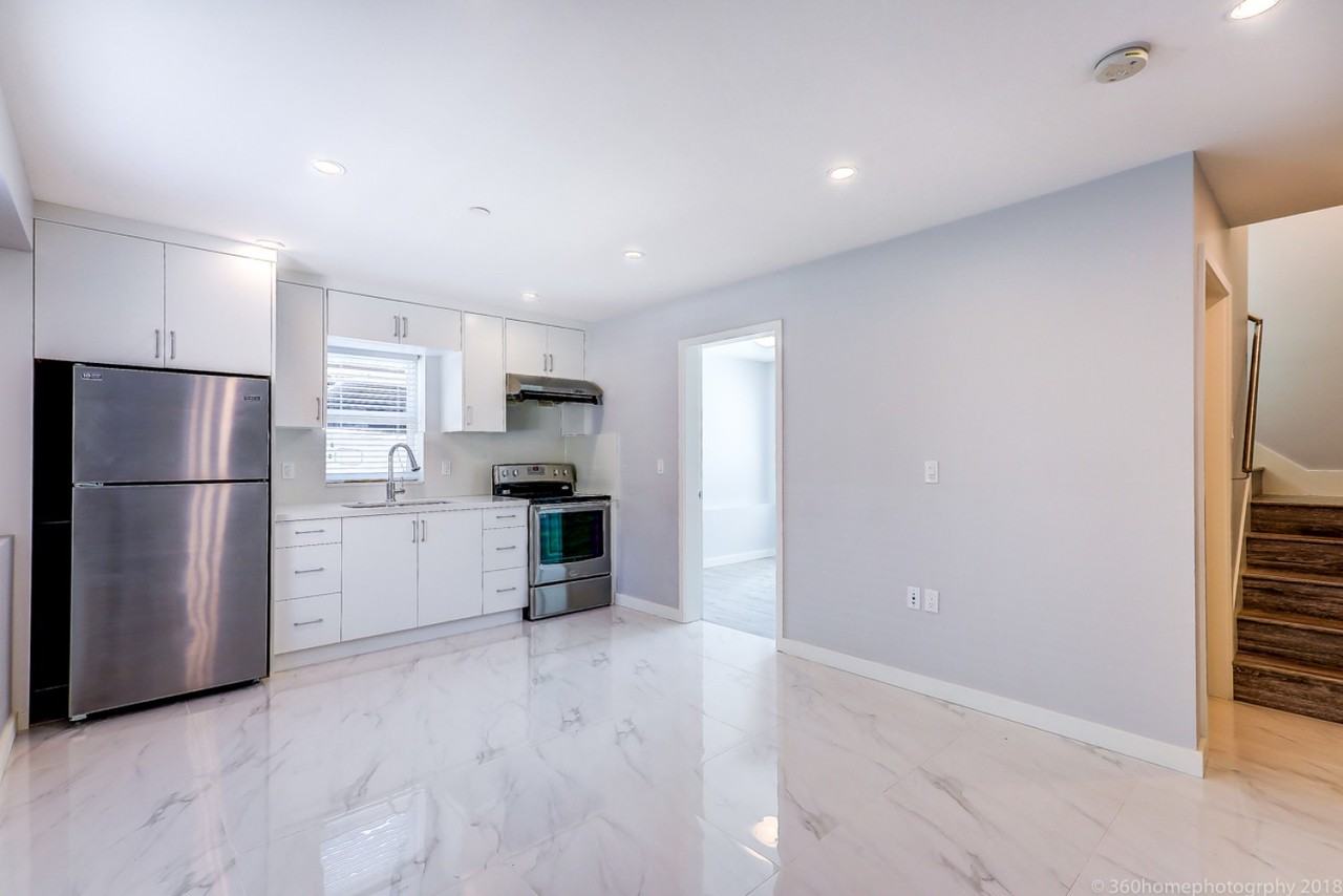 432 E 62nd Ave - Photo 3 of 11