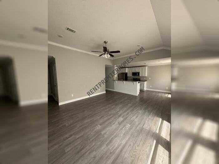 18 Winchester Dr - Photo 3 of 24