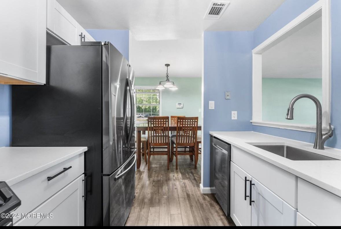 339 Yorkshire Pl #339 - Photo 7 of 21