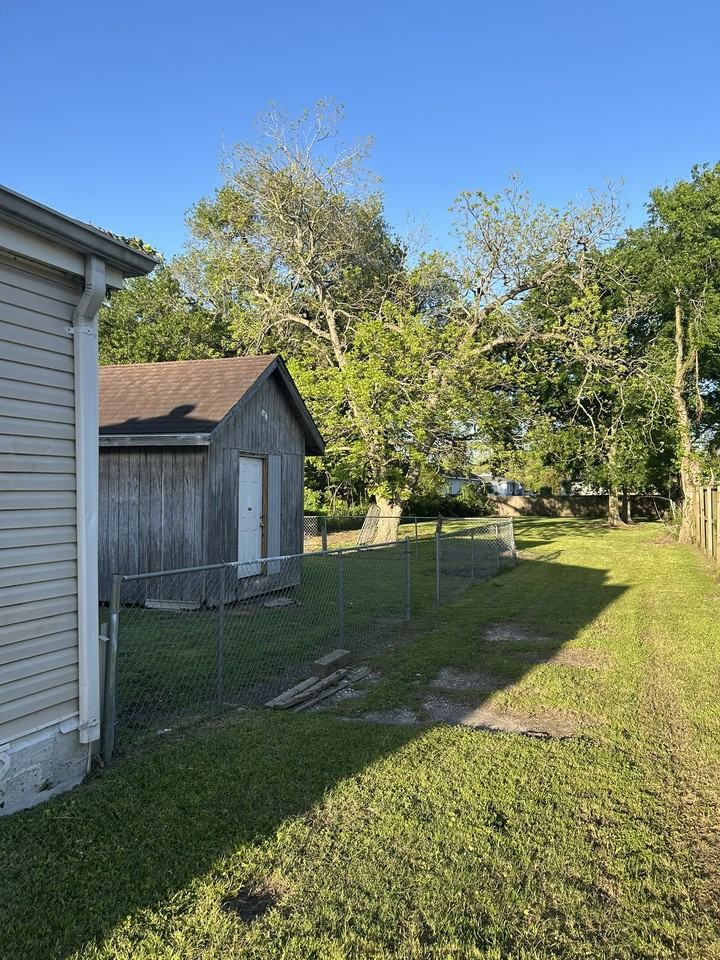 4541 Laine Ave #NA - Photo 3 of 6