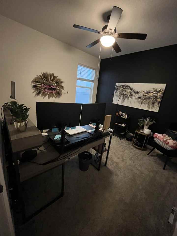904 Laurel View Way #NA - Photo 3 of 20