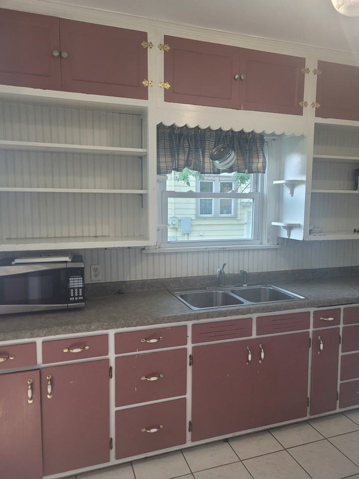 716 9th Ave S #NA - Photo 3 of 16