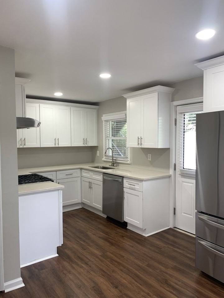 2328 Johnson Ferry Rd Ne #NA - Photo 3 of 31