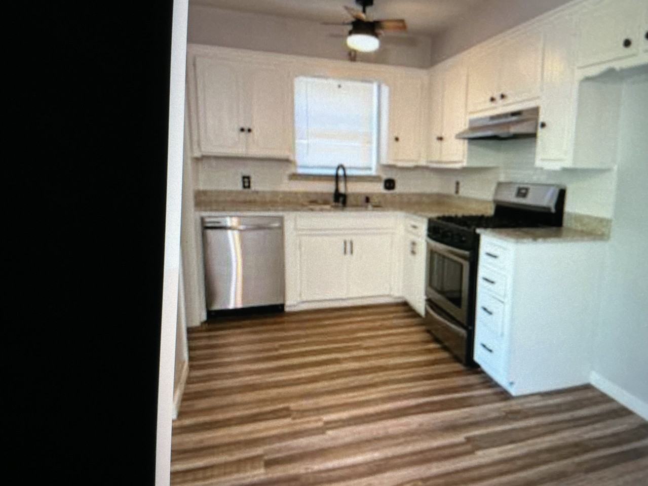 5006 Creekwood Ter #5006A - Photo 3 of 8