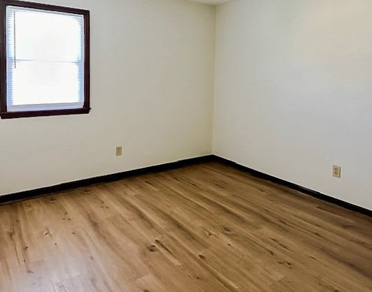 1910 Tamarack Rd #C - Photo 2 of 13