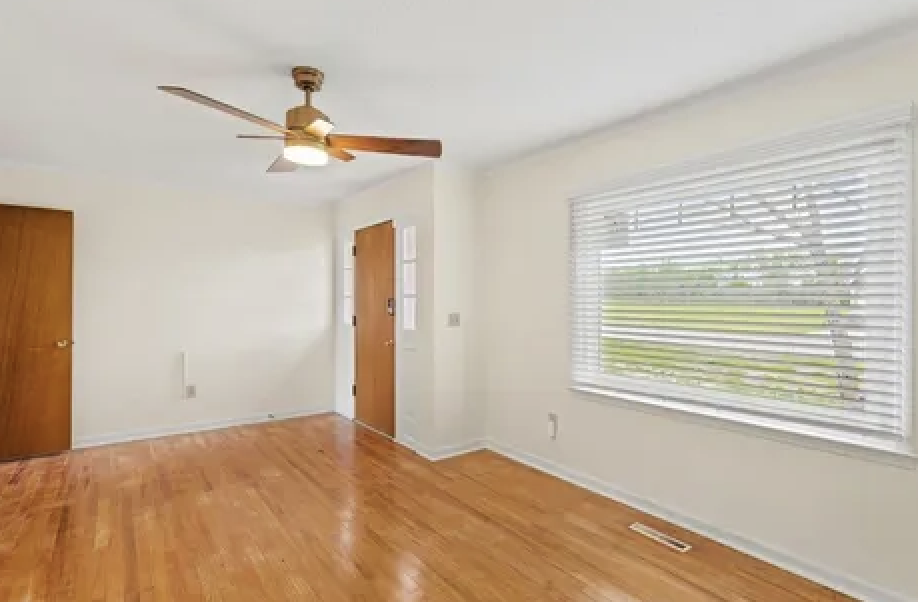 1007 Highland Dr #NA - Photo 3 of 12